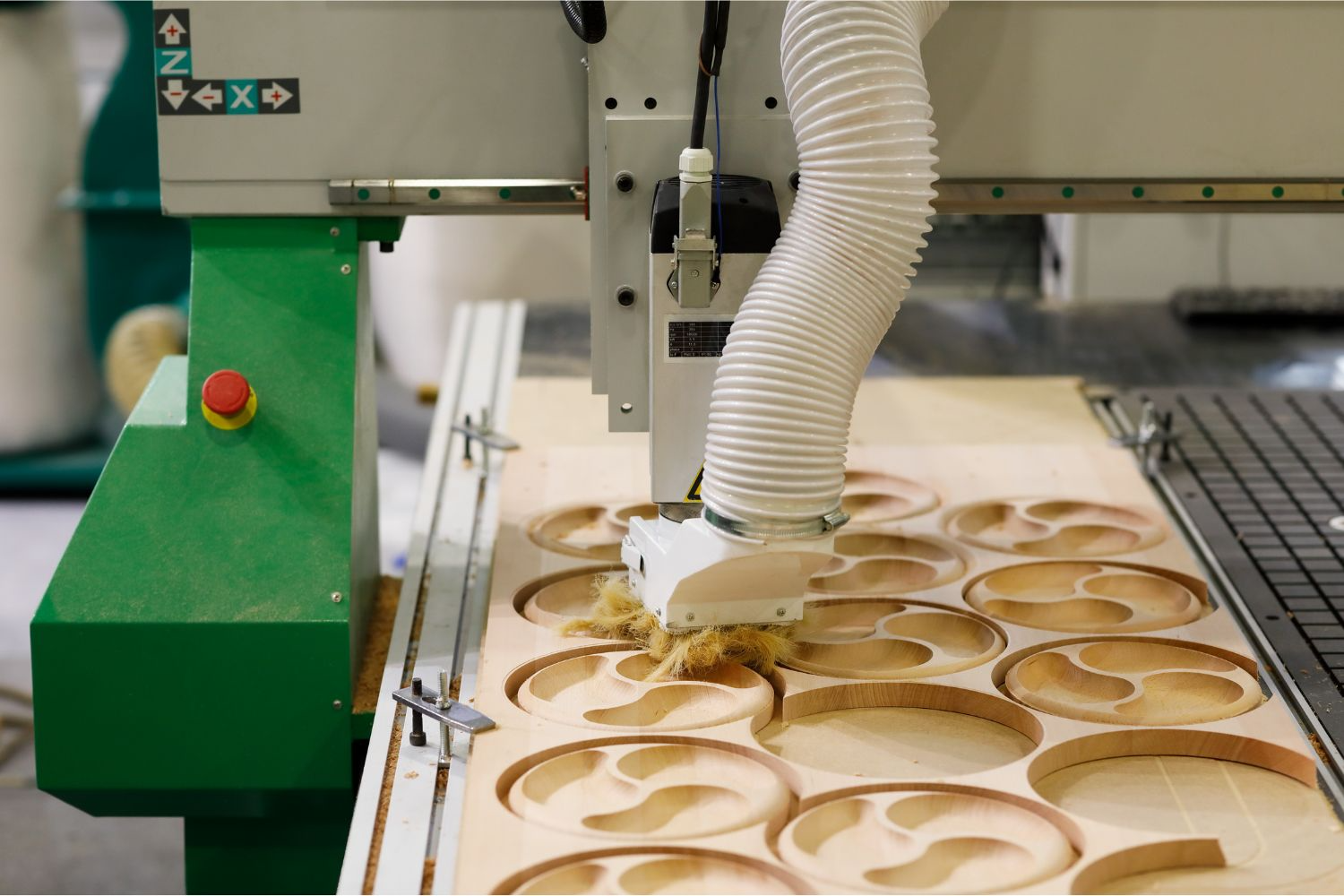 Lavorazione industriale di materiali per rappresentare innovazione rigenerativa e trasformazione dei processi